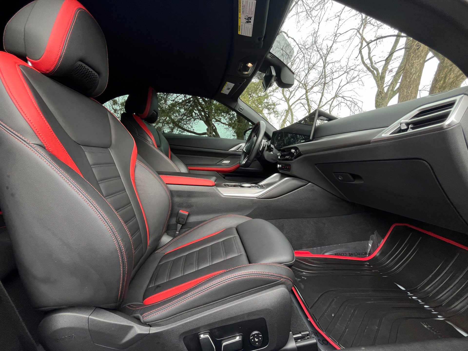 Used 2025 BMW 440i xDrive Convertible w/ Premium Package image 46