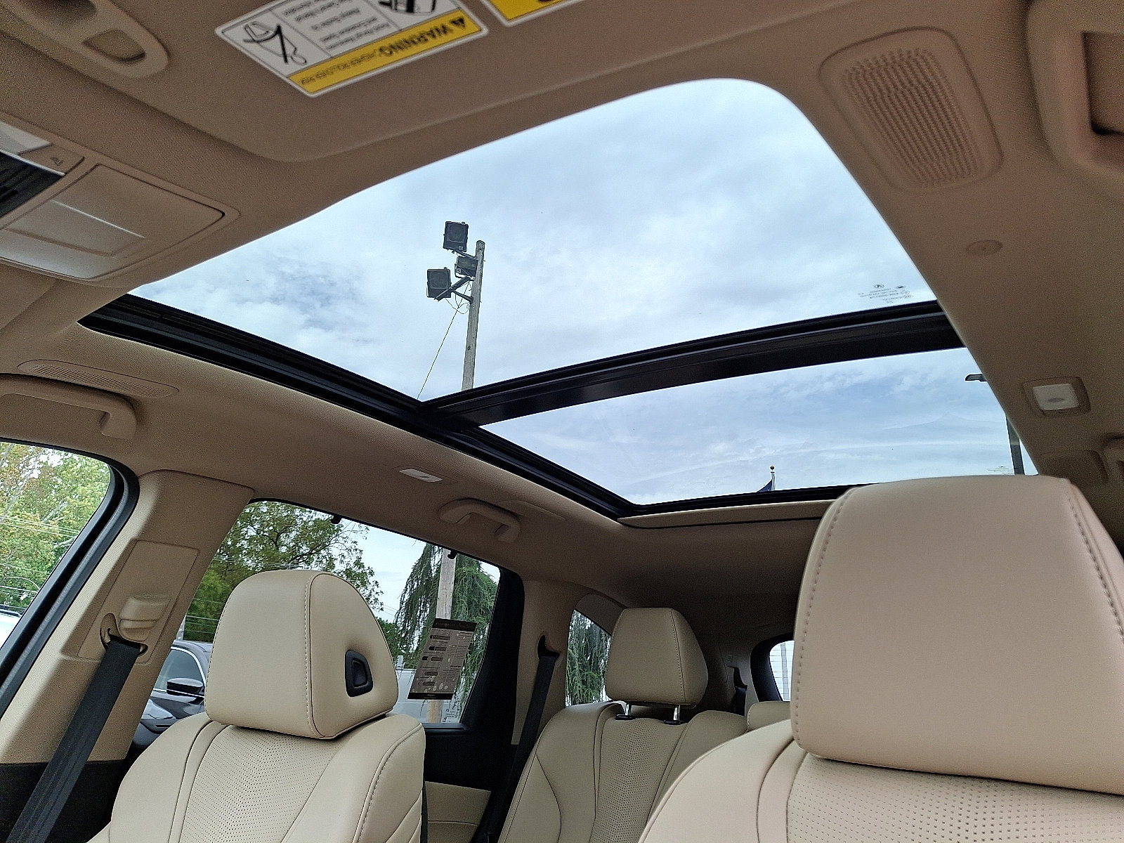 Certified 2025 Acura MDX SH-AWD w/ Technology Package image 14