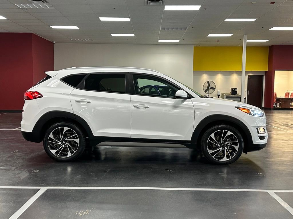 Used 2019 Hyundai Tucson Sport image 8