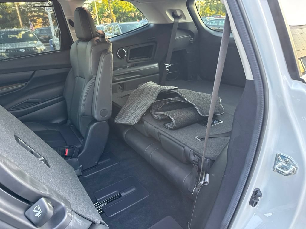 Certified 2025 Subaru Ascent Bronze Edition AWD/4WD image 21