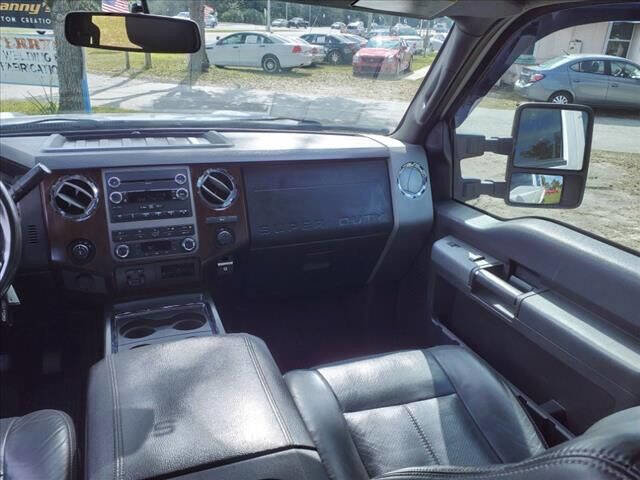 Used 2011 Ford F250 Lariat w/ Lariat Interior Pkg image 15