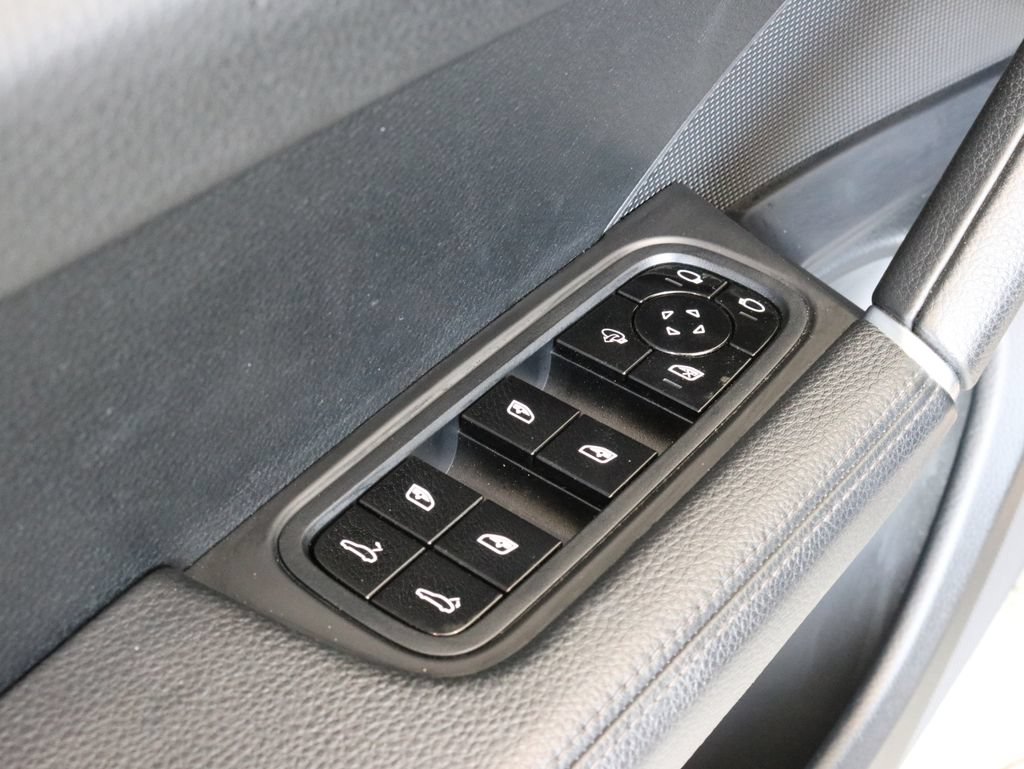 Used 2019 Porsche Cayenne S AWD/4WD image 27