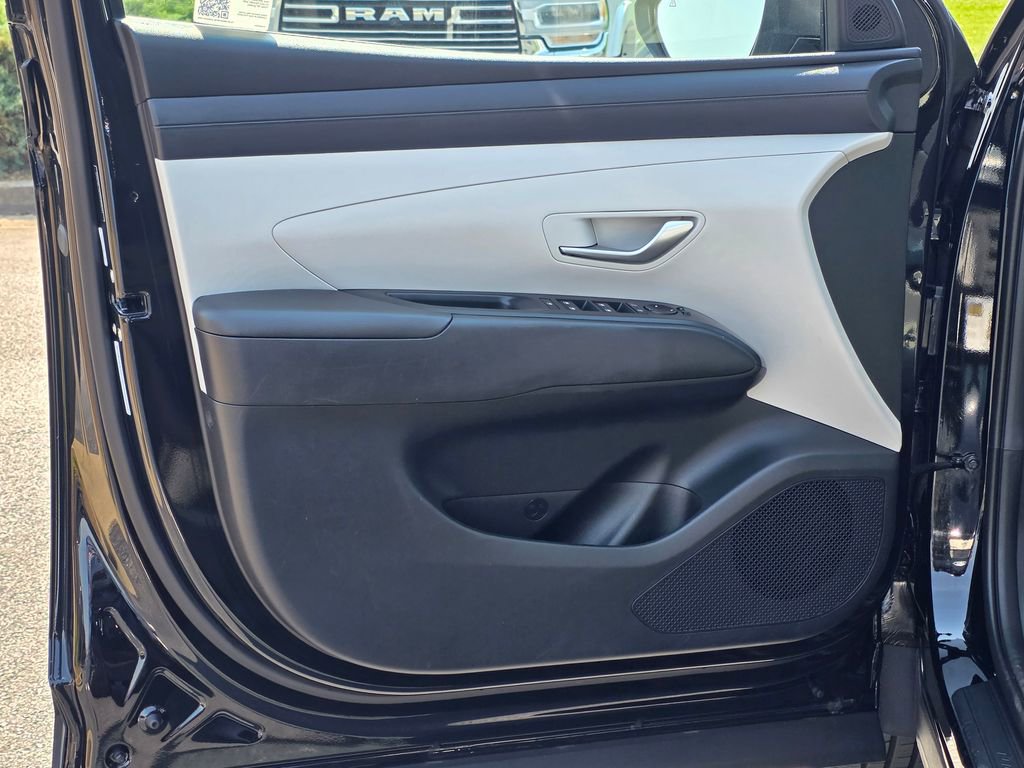 Used 2025 Hyundai Tucson SEL image 11