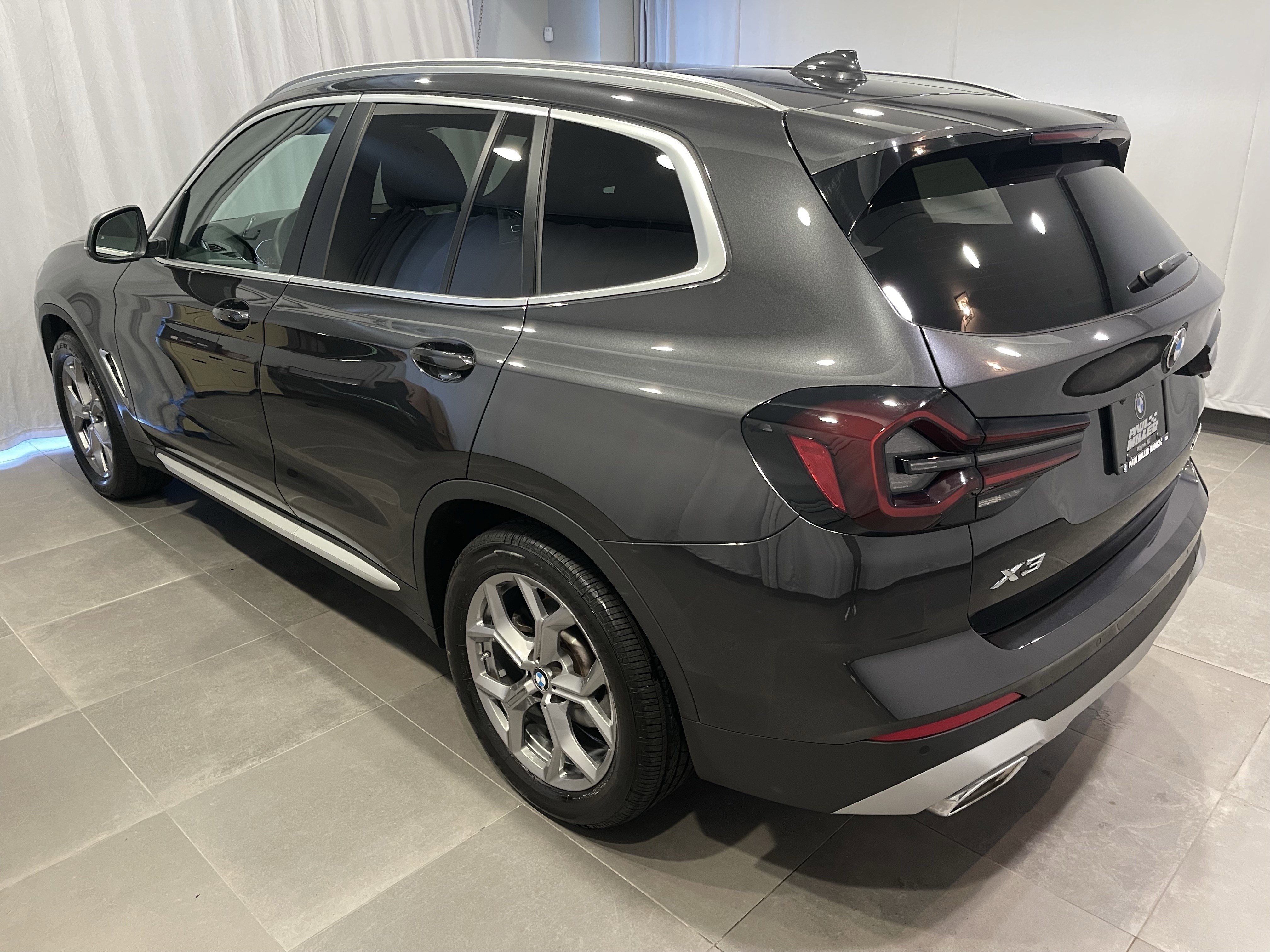 Certified 2023 BMW X3 xDrive30i w/ Convenience Package image 4
