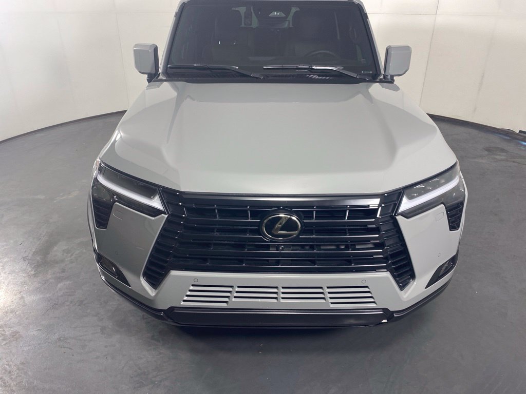Certified 2026 Lexus GX 550 w/ Accessory Package (2T) AWD/4WD image 7