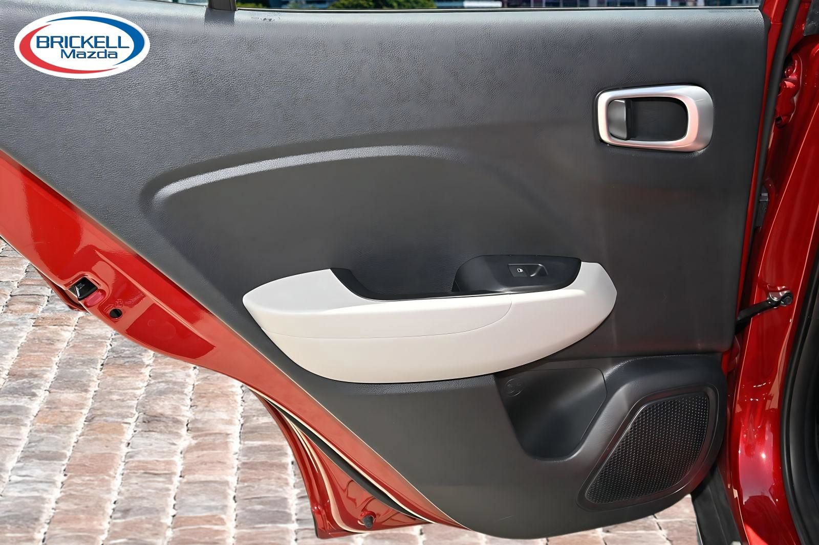 Used 2023 Hyundai Venue SEL FWD image 16