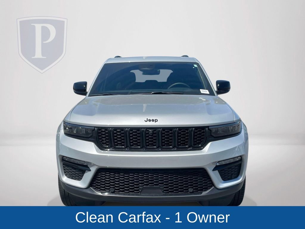 Certified 2025 Jeep Grand Cherokee Limited w/ Luxury Tech Group II image 4