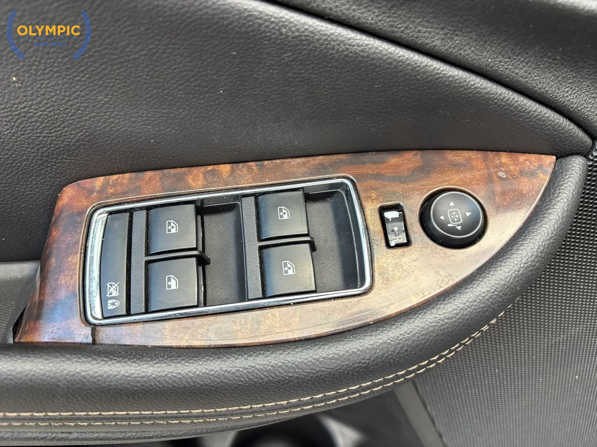 Used 2014 Chevrolet Impala LT w/ Convenience Package image 27