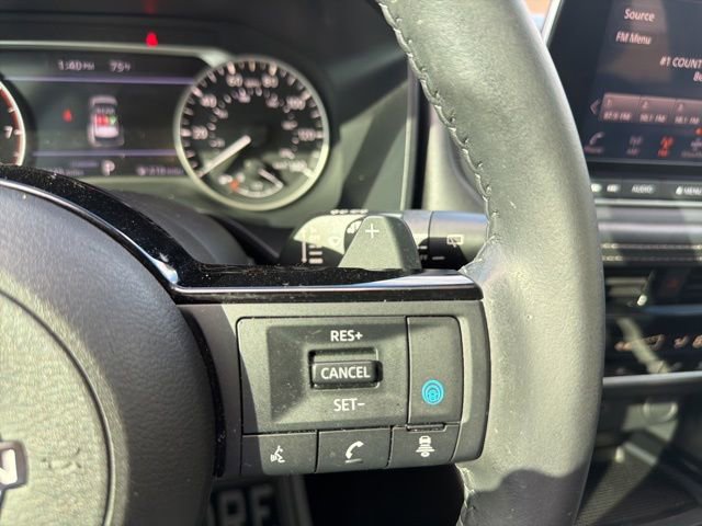 Used 2023 Nissan Rogue SV w/ SV Premium Package image 19