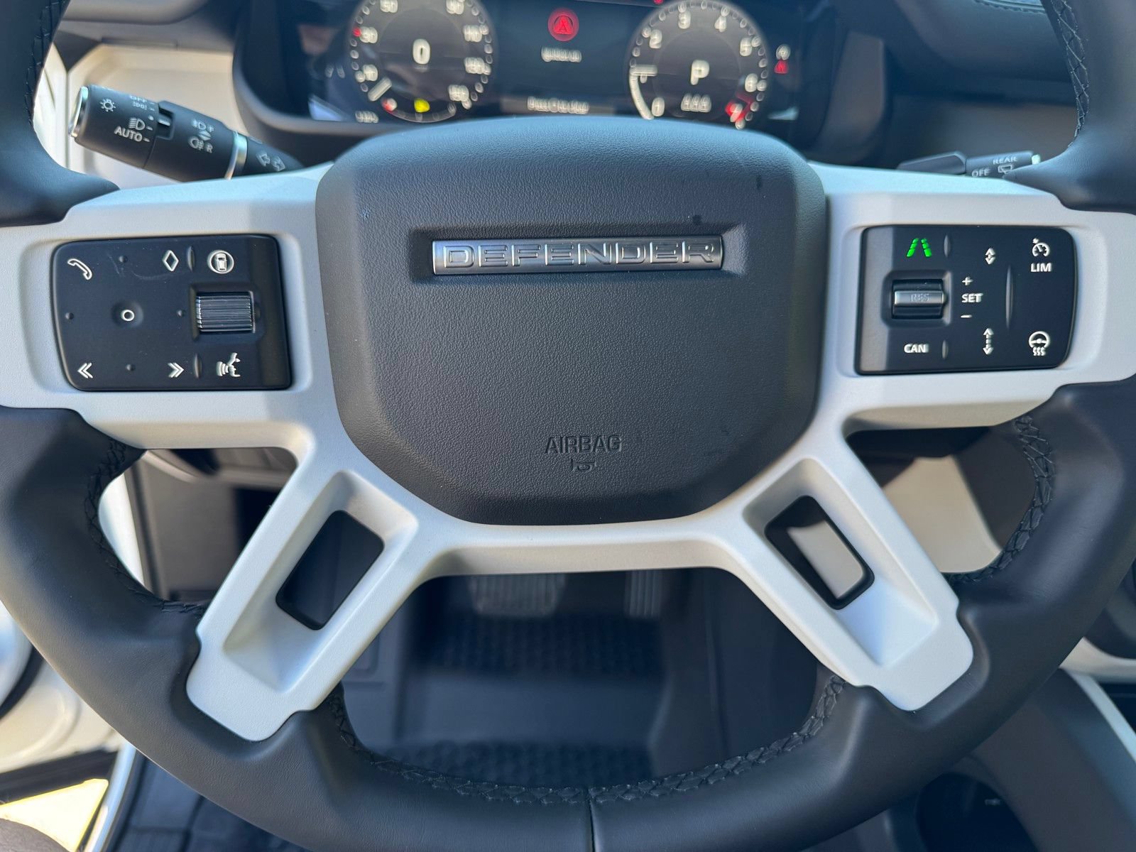 New 2026 Land Rover Defender 110 S AWD/4WD image 23