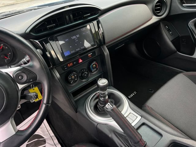 Used 2018 Subaru BRZ Premium w/ Popular Package #1 RWD image 19