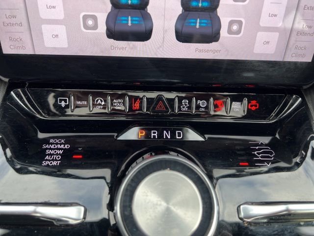 Certified 2024 Jeep Grand Wagoneer L Series II w/ Quick Order Packagew 28T image 35