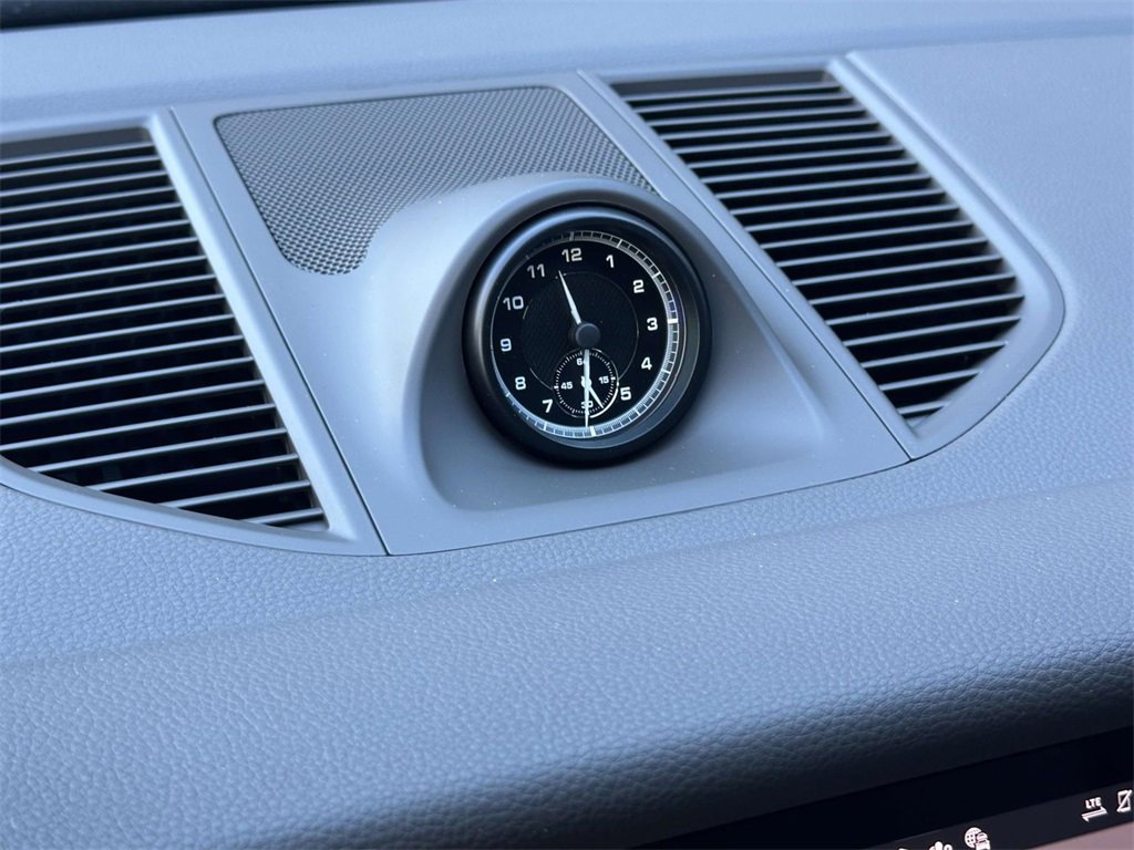 New 2026 Porsche Macan S image 24