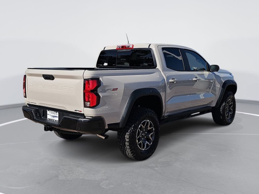 New 2026 Chevrolet Colorado ZR2 w/ Technology Package AWD/4WD image 3