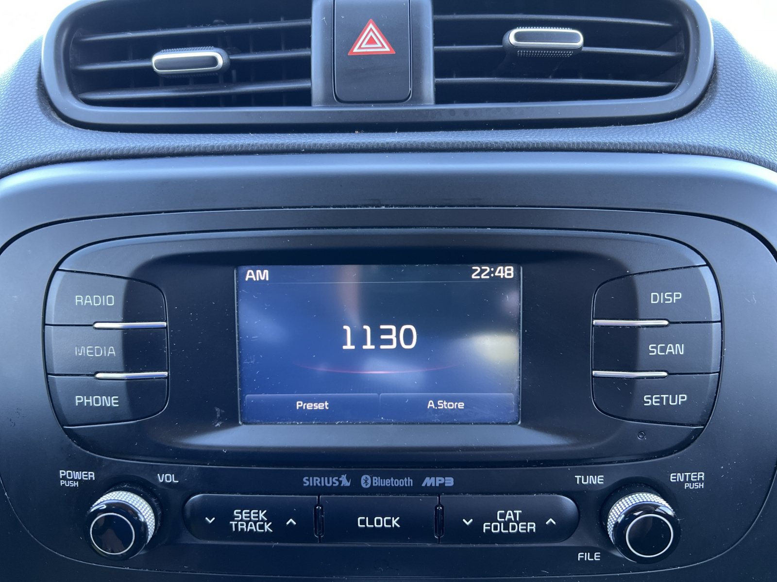 Used 2016 Kia Soul + FWD image 4
