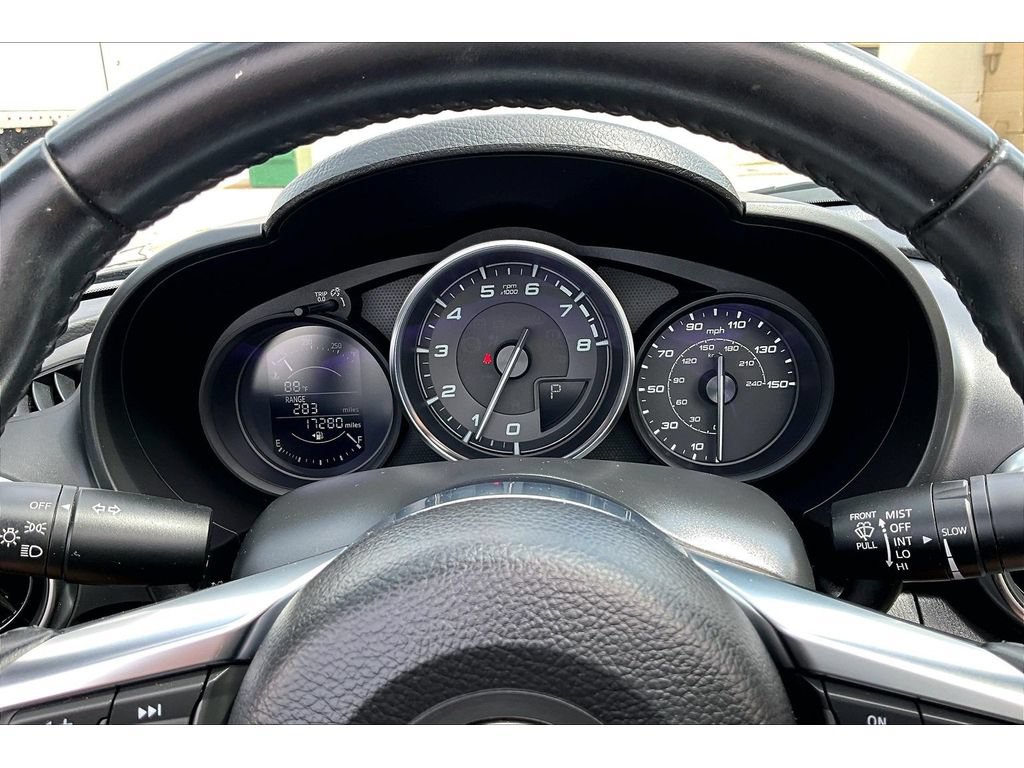 Used 2017 FIAT 124 Spider Classica RWD image 22