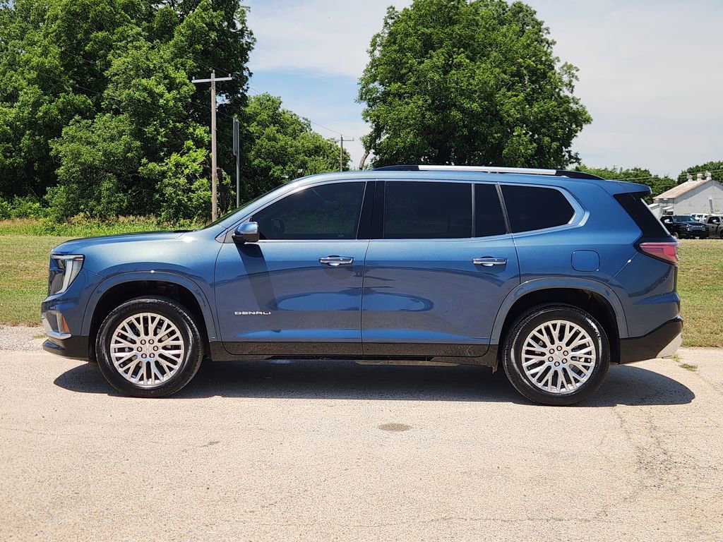 Used 2024 GMC Acadia Denali FWD image 4