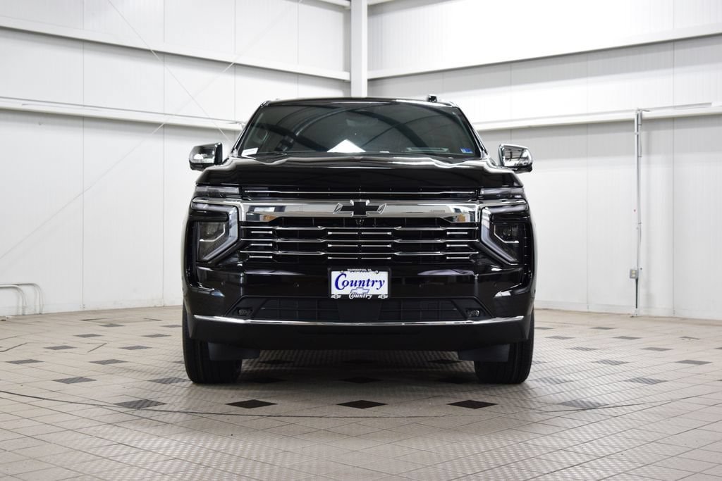 New 2026 Chevrolet Suburban Premier AWD/4WD image 2