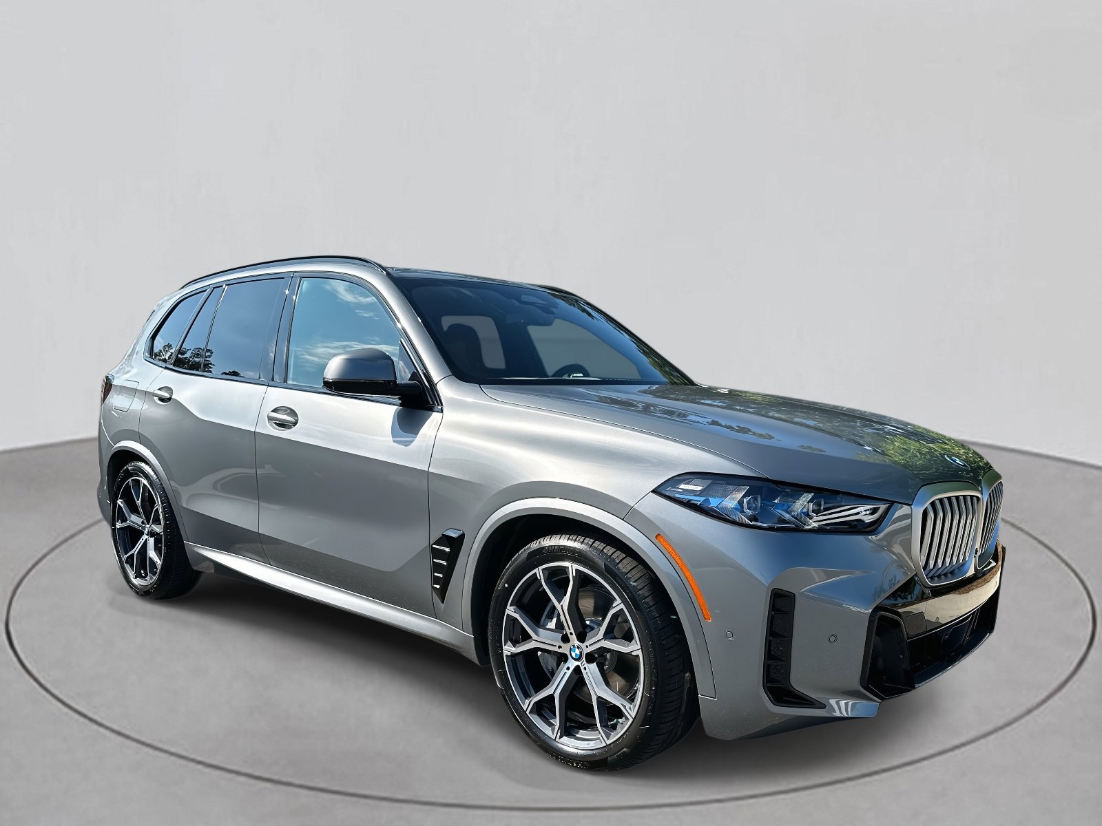 New 2026 BMW X5 xDrive50e w/ M Sport Package image 7