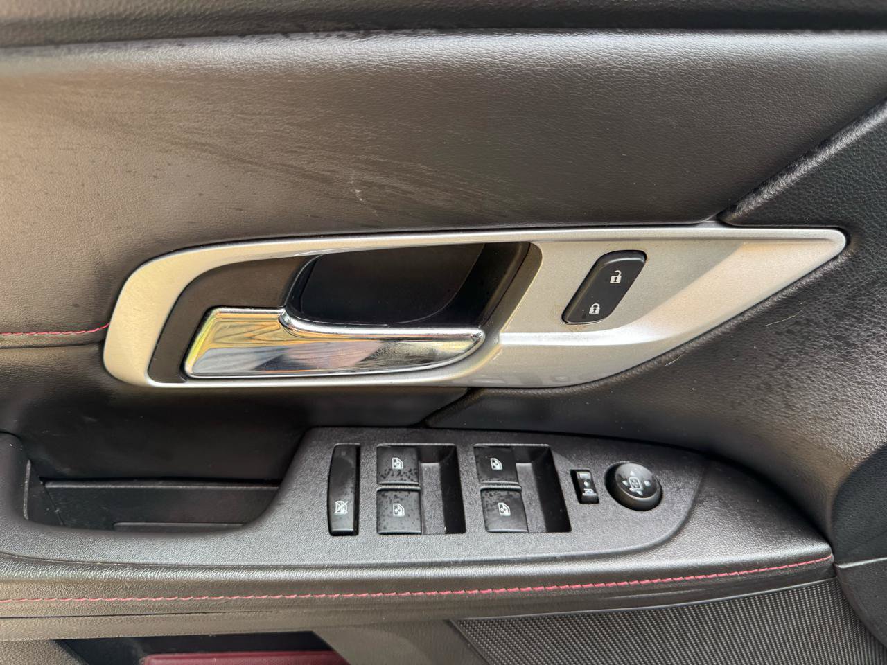 Used 2015 GMC Terrain SLE w/ Convenience Package AWD/4WD image 30