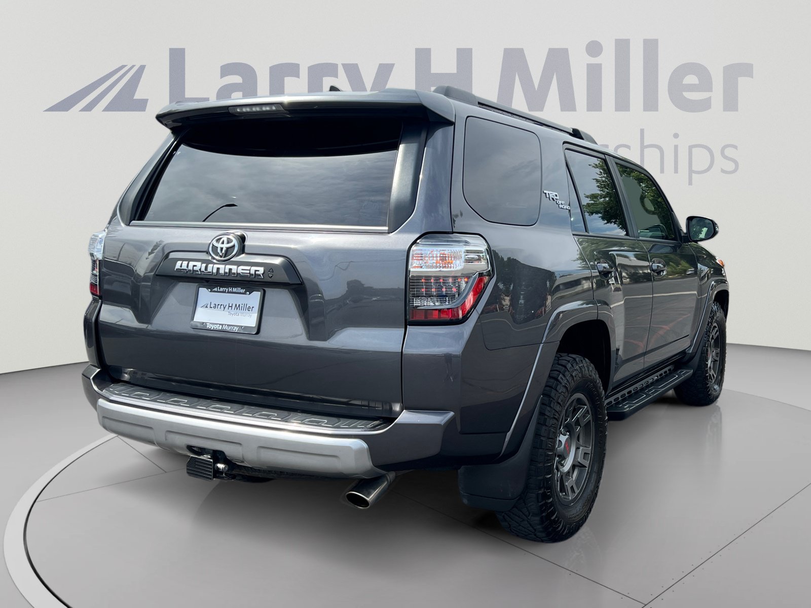 Used 2020 Toyota 4Runner TRD Off-Road Premium w/ Moonroof Package AWD/4WD image 5