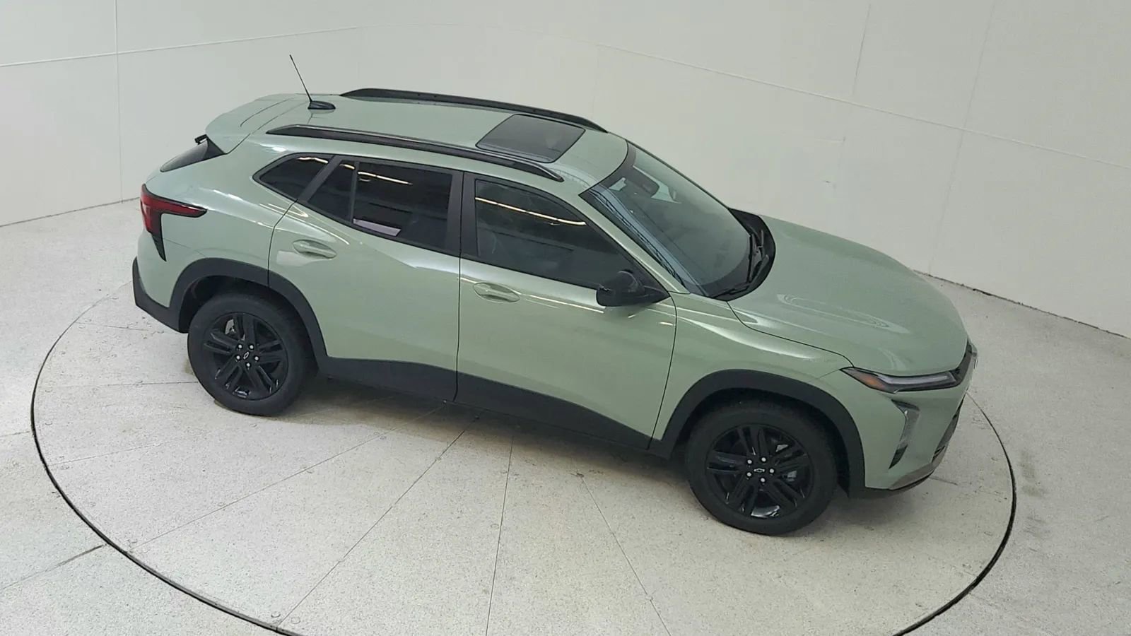 Used 2024 Chevrolet Trax ACTIV w/ Sunroof Package image 47