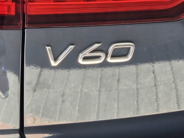 Certified 2025 Volvo V60 B5 Cross Country Plus image 11