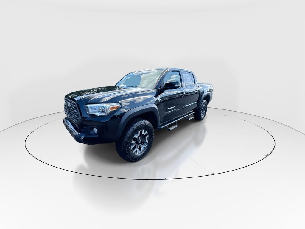 Used 2023 Toyota Tacoma TRD Off-Road AWD/4WD image 4