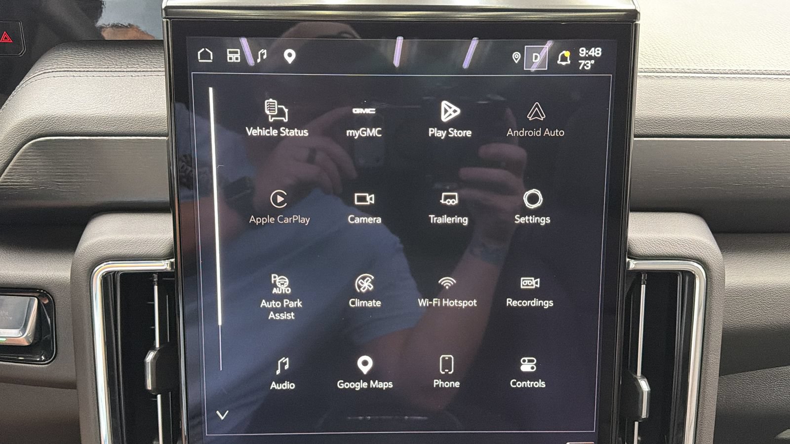 Used 2026 GMC Yukon Denali w/ Sun & Power Step Package AWD/4WD image 19