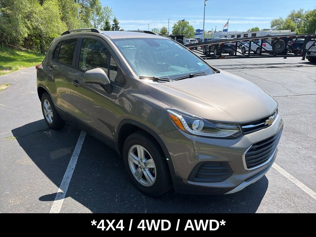 Used 2022 Chevrolet Trax LT w/ Driver Confidence Package AWD/4WD image 2