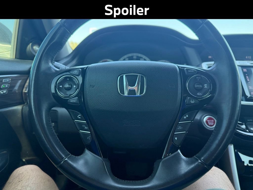 Used 2016 Honda Accord Touring image 11