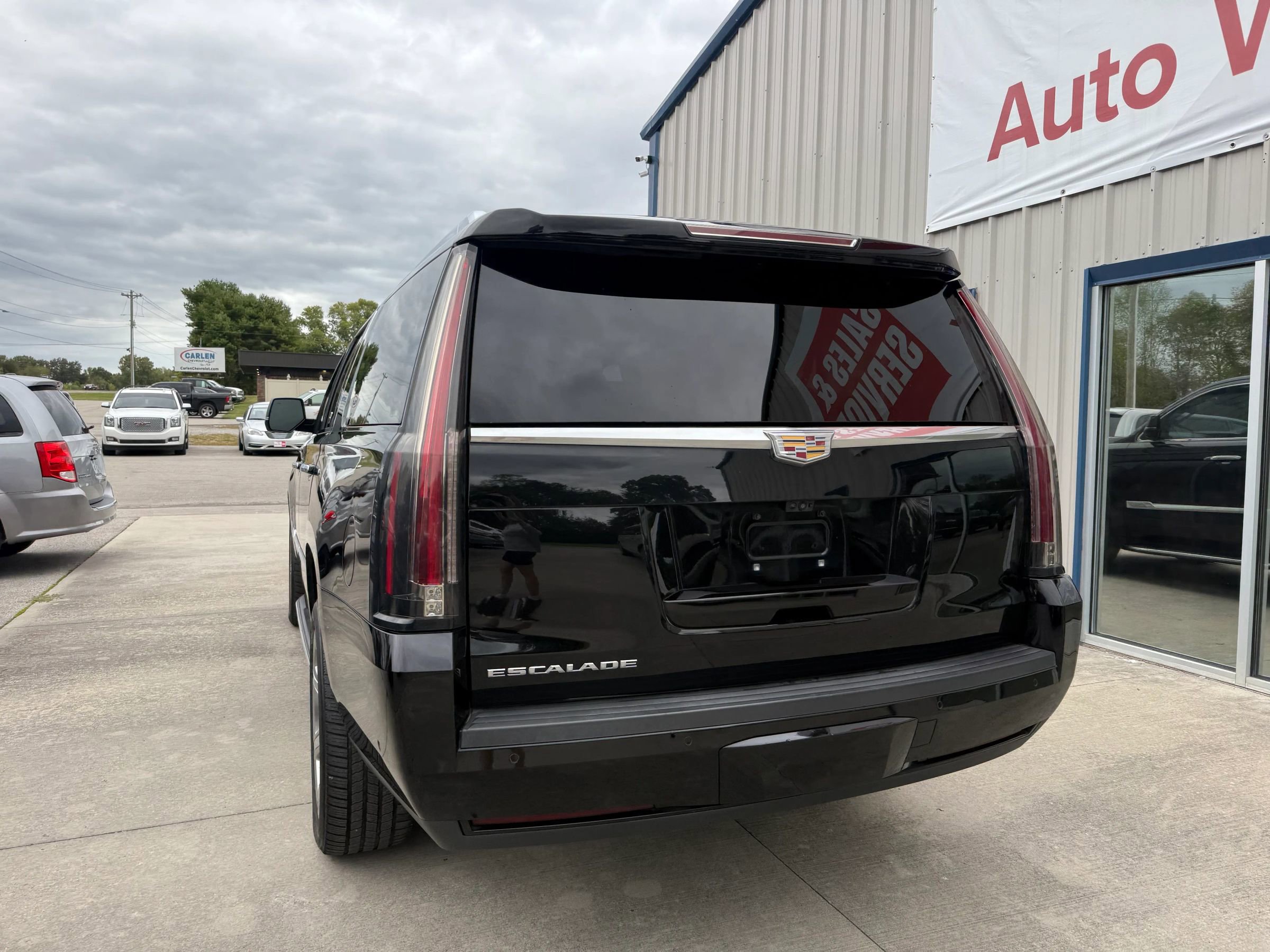 Used 2020 Cadillac Escalade ESV Luxury image 26