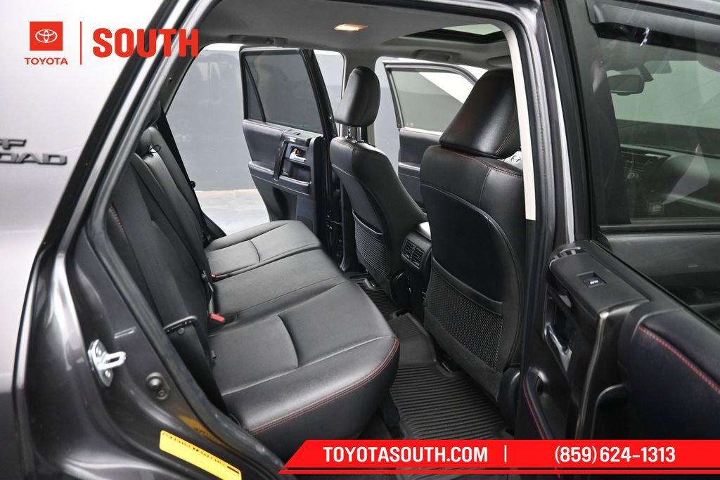 Used 2019 Toyota 4Runner TRD Off-Road Premium AWD/4WD image 30