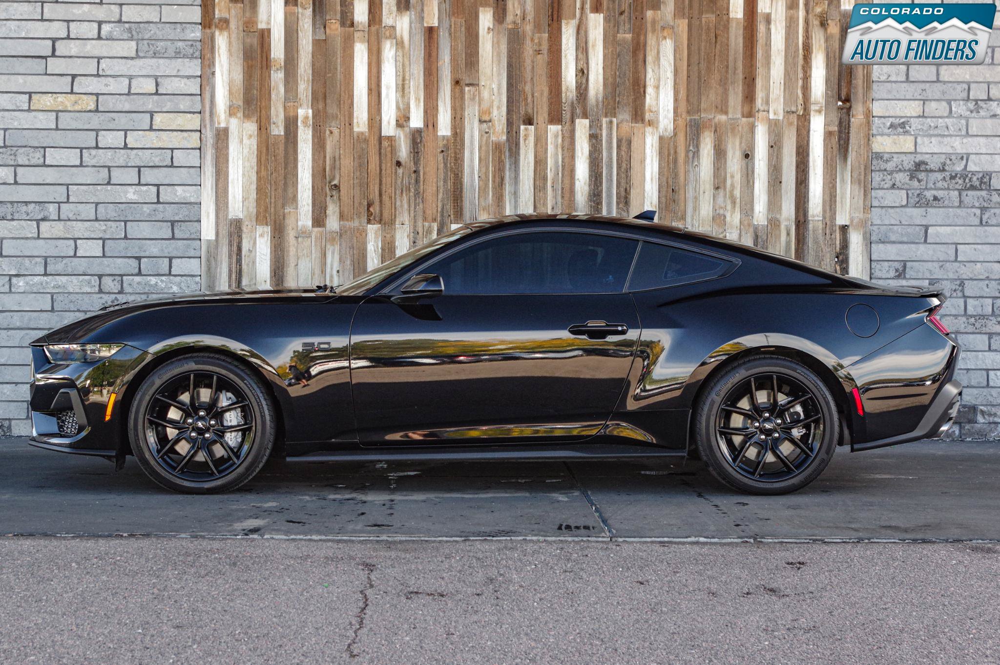 Used 2024 Ford Mustang GT RWD image 3