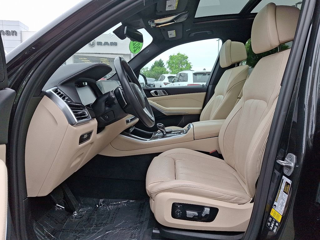 Used 2022 BMW X5 xDrive40i AWD/4WD image 14