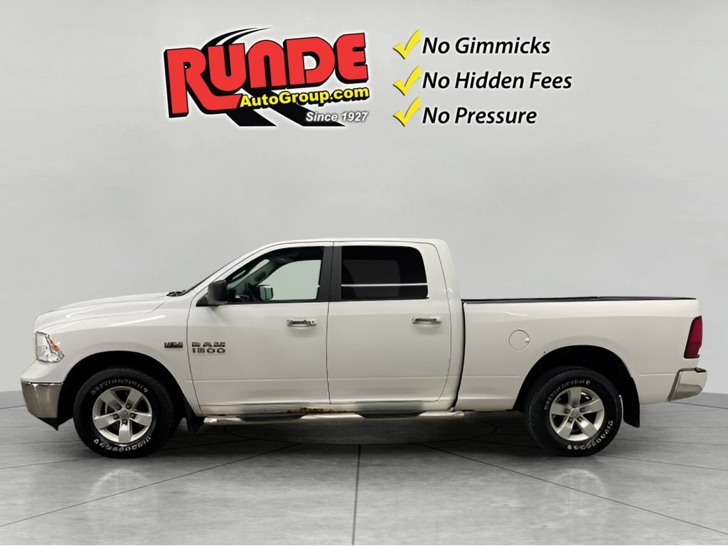 Used 2017 RAM 1500 Classic SLT AWD/4WD image 2