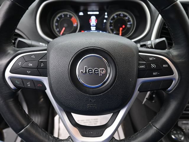 Used 2016 Jeep Cherokee Trailhawk image 13