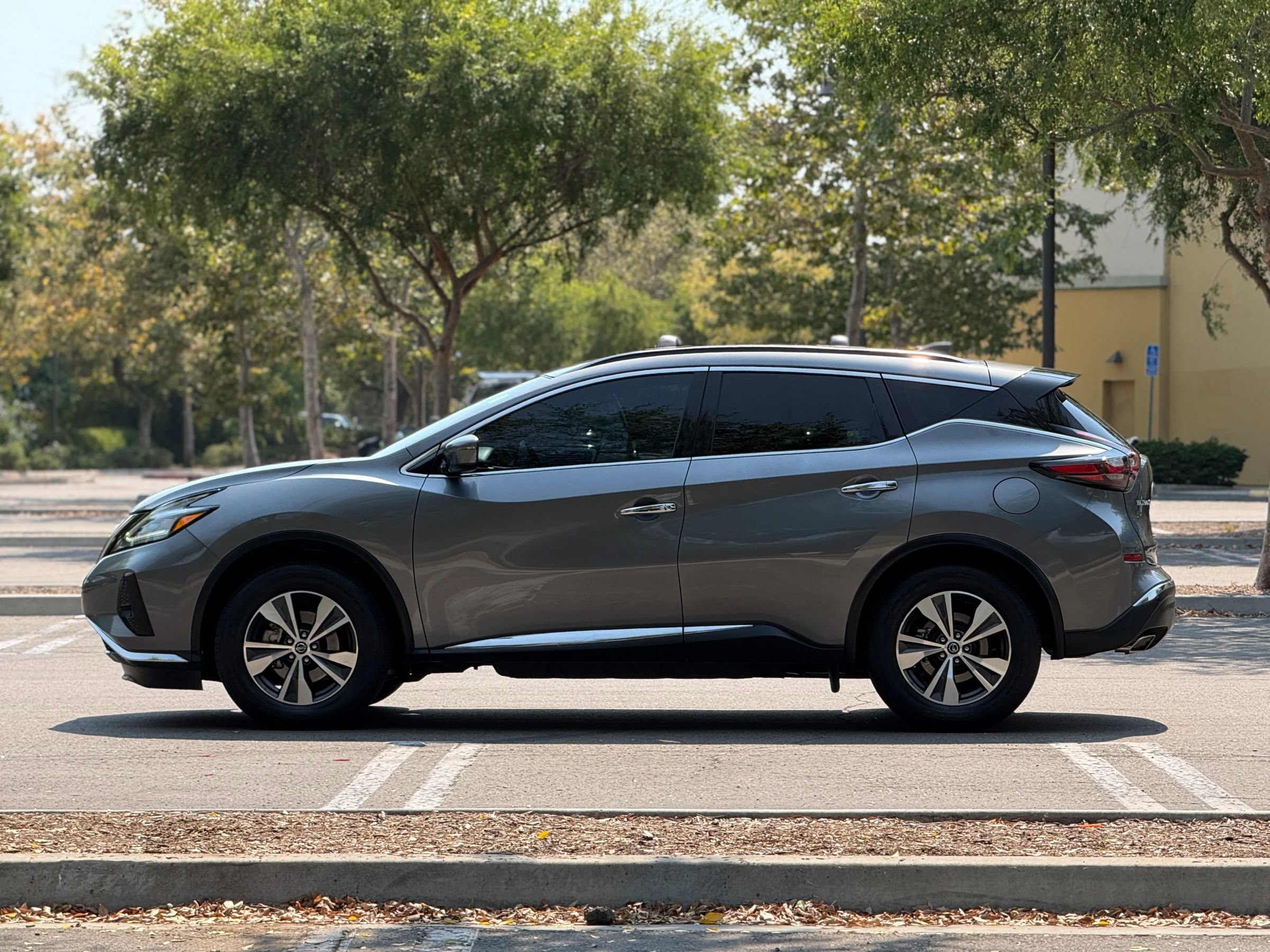 Used 2022 Nissan Murano SV w/ Cargo Package image 6