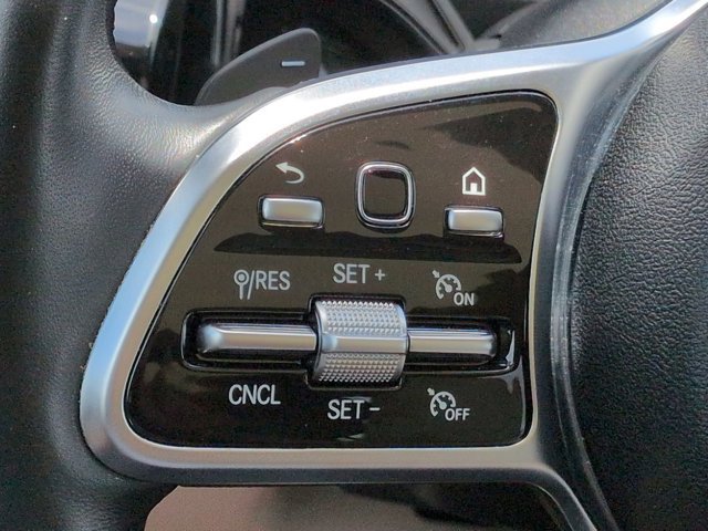 Certified 2022 Mercedes-Benz GLA 250 image 25