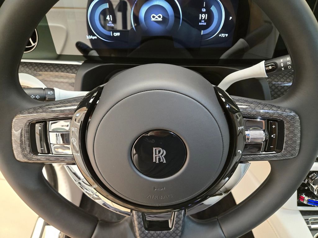 New 2025 Rolls-Royce Spectre Black Badge w/ Leather Finishing Pack AWD/4WD image 30