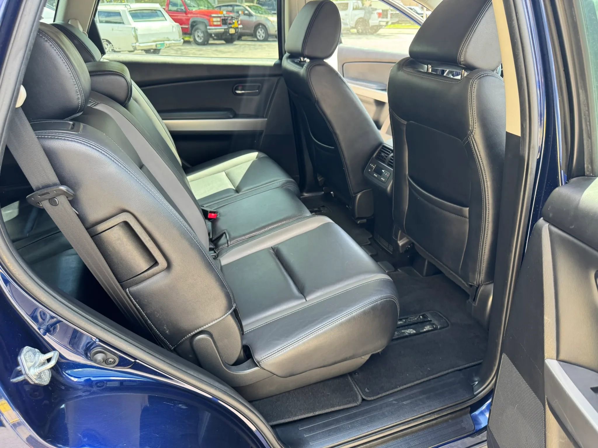 Used 2010 MAZDA CX-9 Grand Touring w/ Moonroof & Bose Audio Pkg image 23