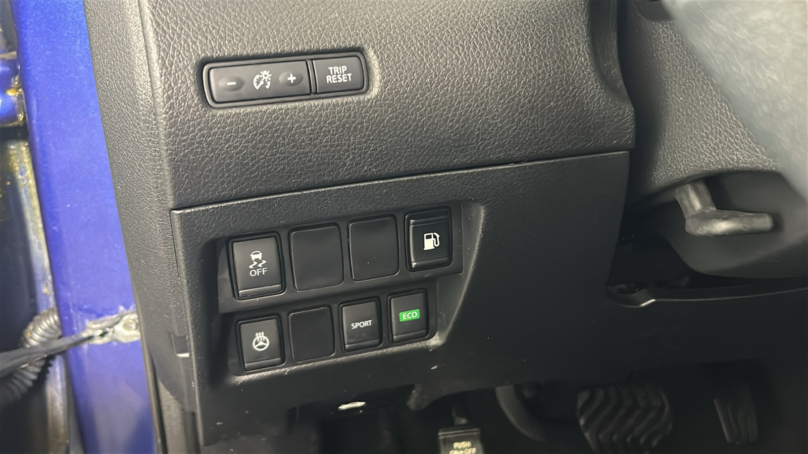 Used 2019 Nissan Rogue S FWD image 19