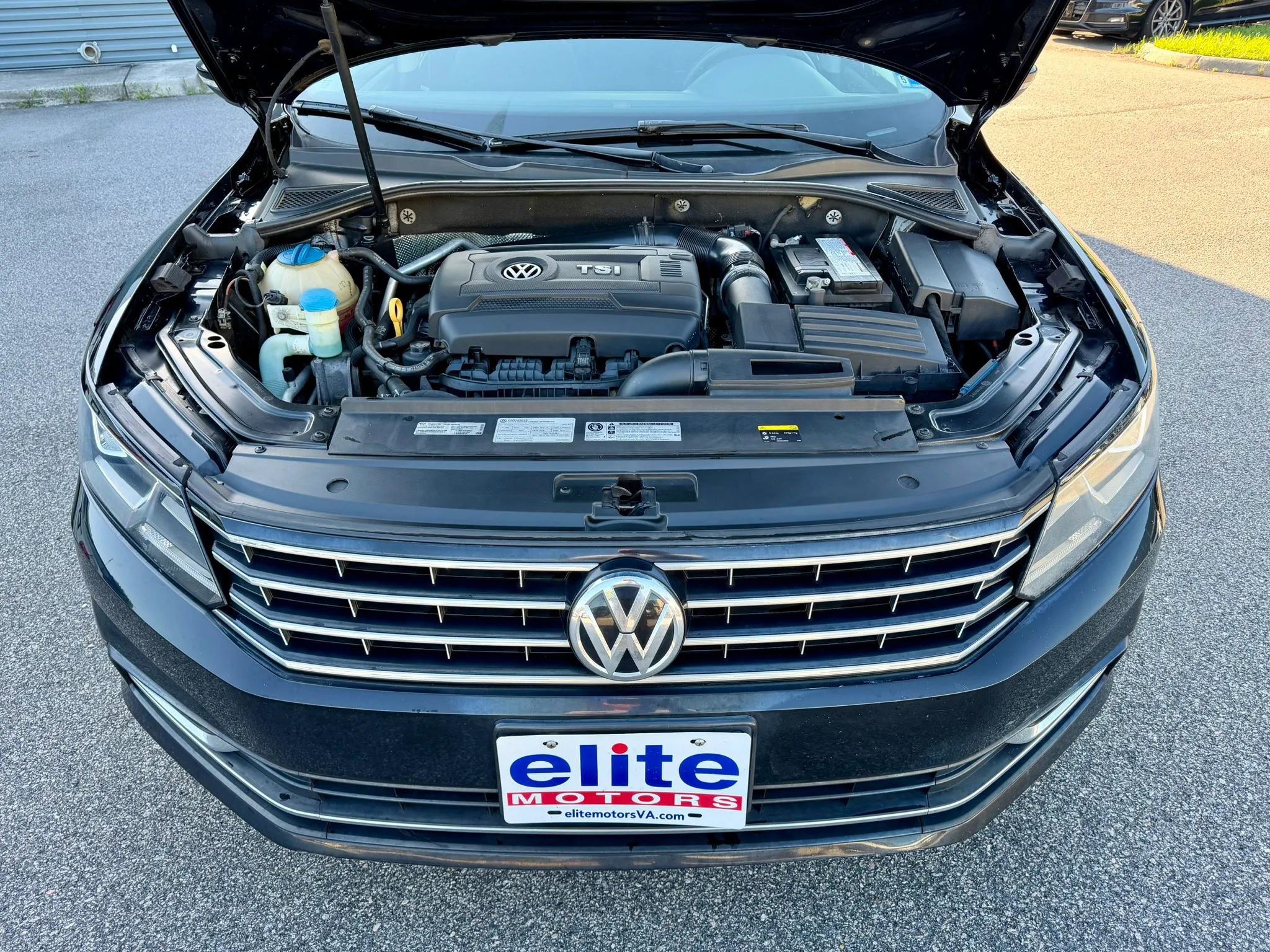 Used 2016 Volkswagen Passat 1.8T S FWD image 9