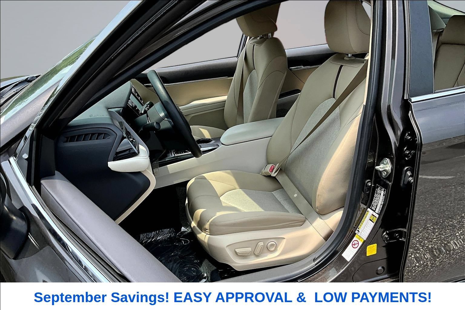 Used 2019 Toyota Camry LE FWD image 20