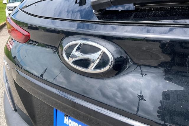 Used 2023 Hyundai Kona SEL w/ Cargo Package FWD image 7