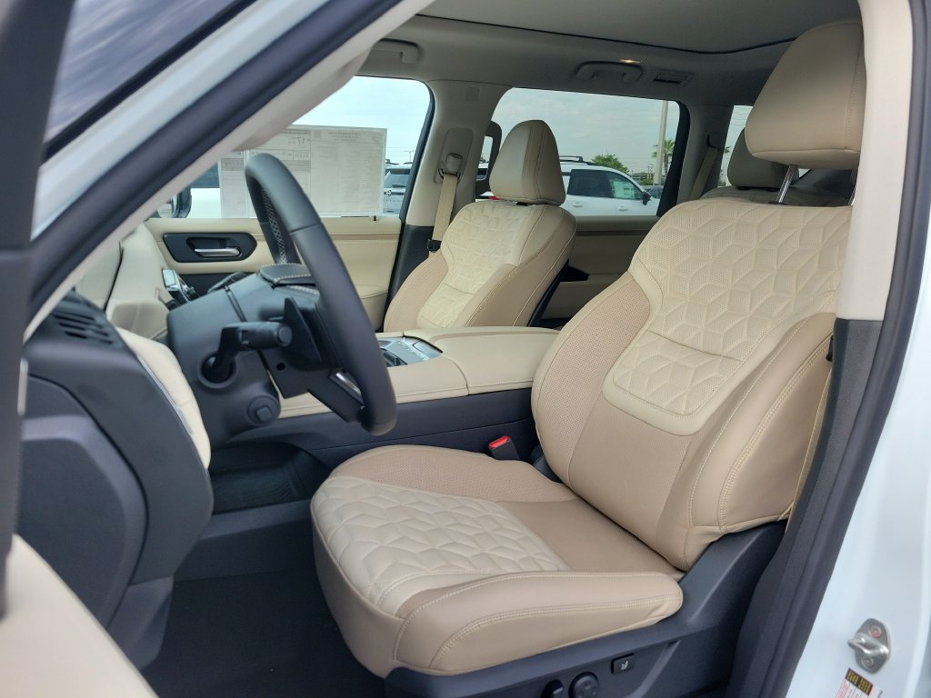 New 2026 Nissan Armada Platinum Reserve AWD/4WD image 16