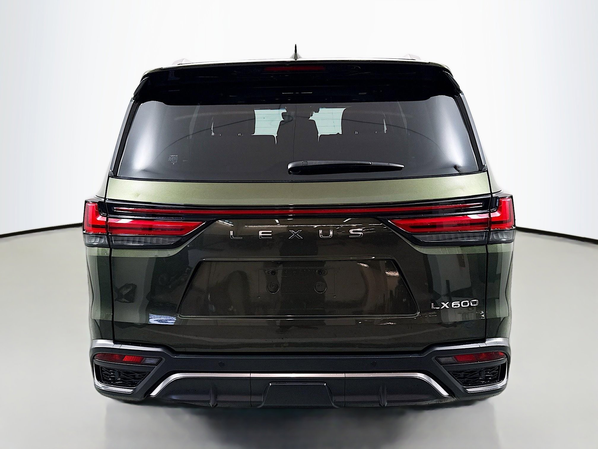 Used 2023 Lexus LX 600 F Sport w/ Accessory Package (Z1) image 6