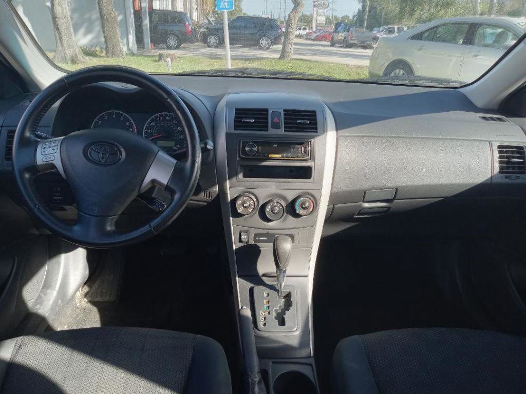 Used 2009 Toyota Corolla image 7