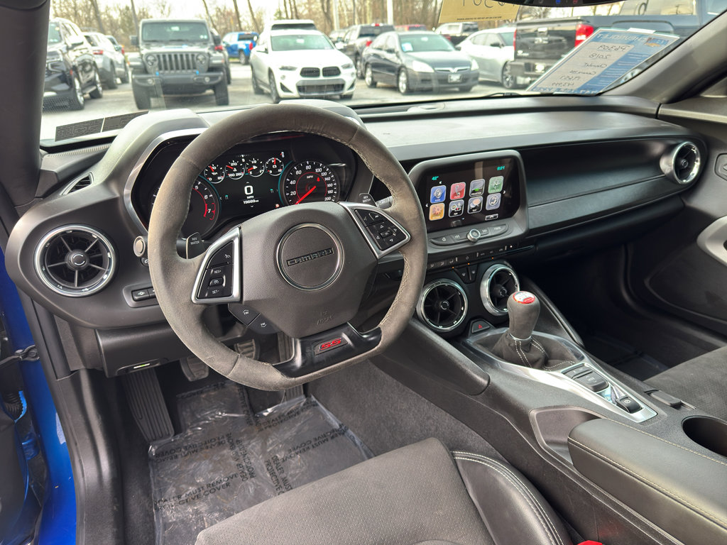 Used 2018 Chevrolet Camaro SS image 9