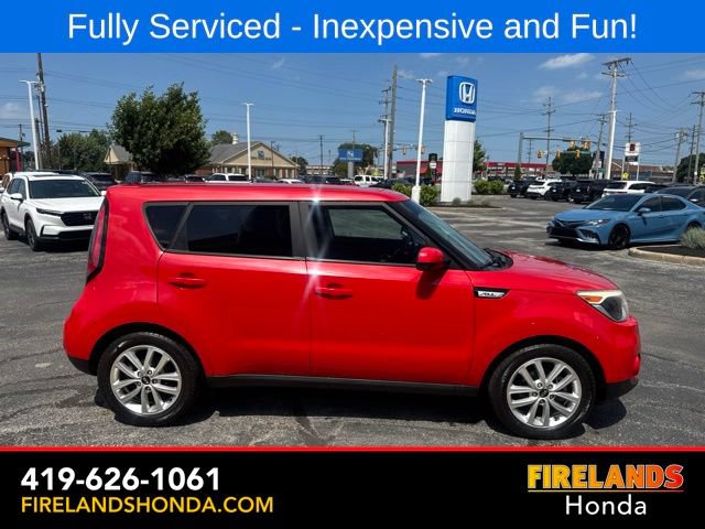 Used 2017 Kia Soul + FWD image 6